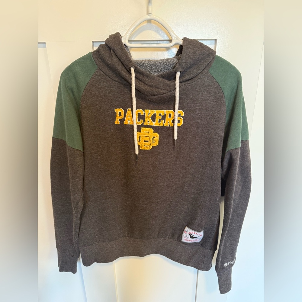 Women’s packer sweatshirt size small